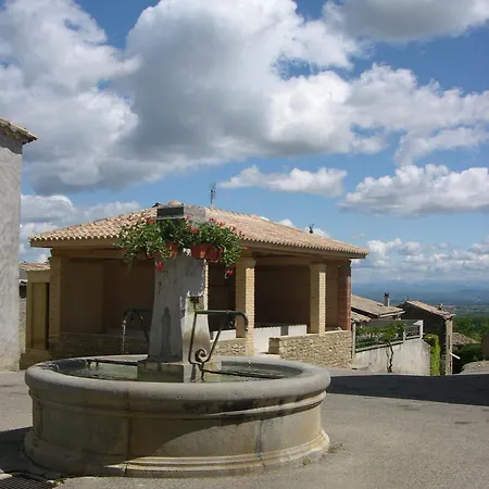 Сasa de vacaciones Mas Entierement Renove, à Salazac, Des Deux Vallées, 4 Chambres, 8 Personnes Avec Piscine Privée Salazac