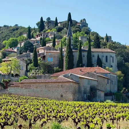 Mas Entierement Renove, à Salazac, Des Deux Vallées, 4 Chambres, 8 Personnes Avec Piscine Privée Сasa de vacaciones