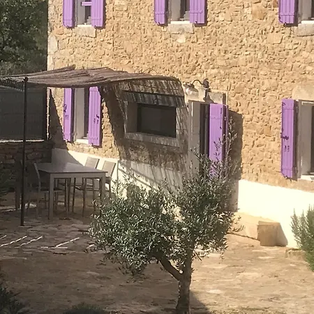 Mas Entierement Renove, à Salazac, Des Deux Vallées, 4 Chambres, 8 Personnes Avec Piscine Privée