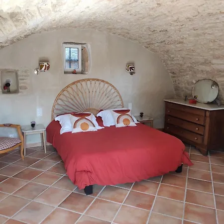Mas Entierement Renove, à Salazac, Des Deux Vallées, 4 Chambres, 8 Personnes Avec Piscine Privée Сasa de vacaciones
