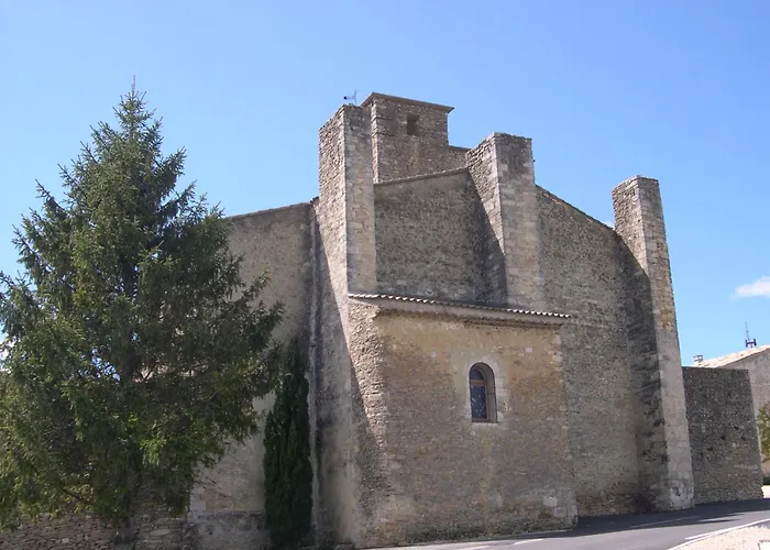 Mas Entierement Renove, A Salazac, Des Deux Vallees, 4 Chambres, 8 Personnes Avec Piscine Privee *