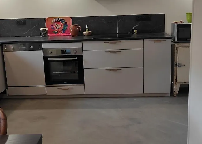 Mas Entierement Renove, A Salazac, Des Deux Vallees, 4 Chambres, 8 Personnes Avec Piscine Privee Semesterbostad