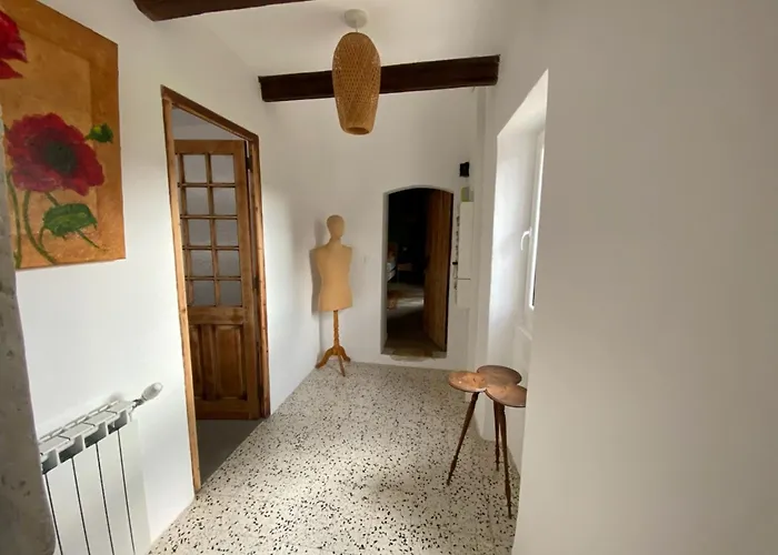 Mas Entierement Renove, A Salazac, Des Deux Vallees, 4 Chambres, 8 Personnes Avec Piscine Privee Salazac