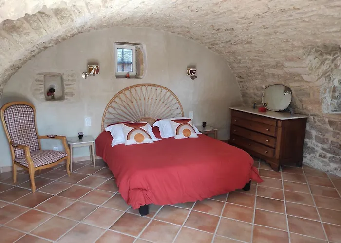 Mas Entierement Renove, A Salazac, Des Deux Vallees, 4 Chambres, 8 Personnes Avec Piscine Privee Semesterbostad