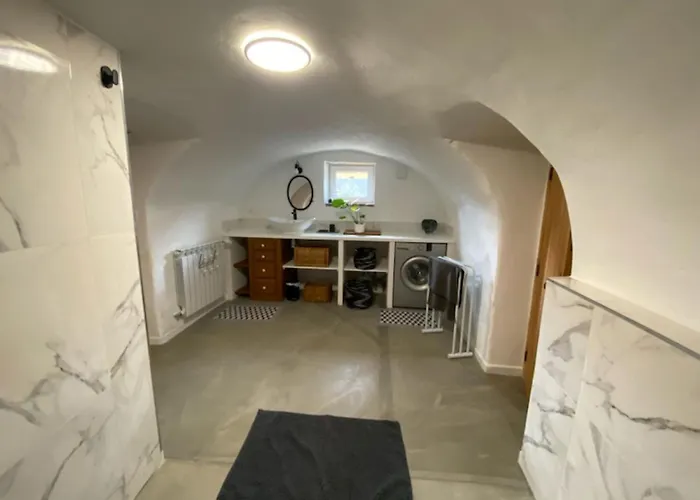Mas Entierement Renove, A Salazac, Des Deux Vallees, 4 Chambres, 8 Personnes Avec Piscine Privee * Salazac