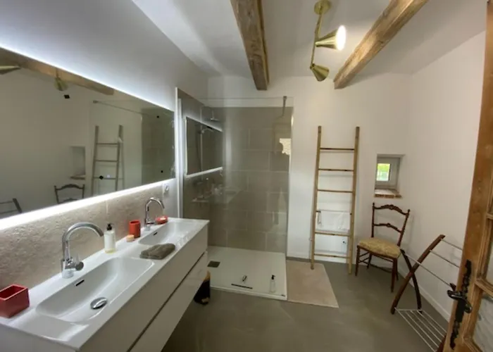 Mas Entierement Renove, A Salazac, Des Deux Vallees, 4 Chambres, 8 Personnes Avec Piscine Privee Semesterbostad *